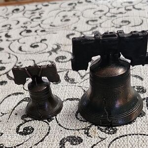Bronze Liberty Bell Set